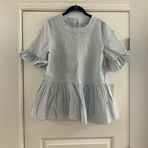 LaRoque Original brand, size M, seersucker peplum top.